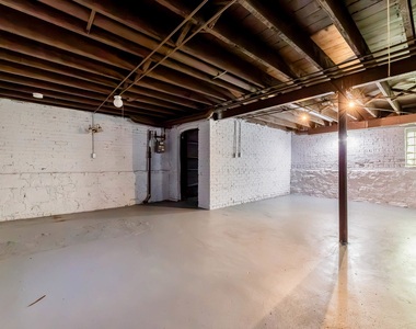 7411 S Kimbark Avenue - Photo Thumbnail 21