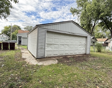 2642 Hanson Street - Photo Thumbnail 12