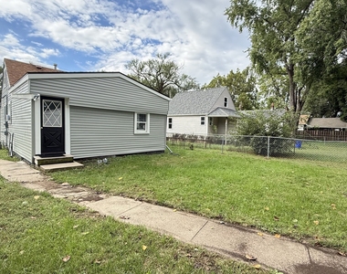 2642 Hanson Street - Photo Thumbnail 13