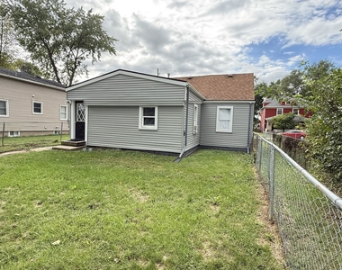 2642 Hanson Street - Photo Thumbnail 14