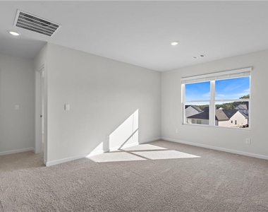 368 Belmont Drive - Photo Thumbnail 25