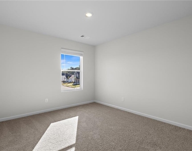 368 Belmont Drive - Photo Thumbnail 19