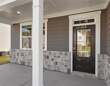 368 Belmont Drive - Photo Thumbnail 2