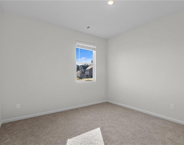 368 Belmont Drive - Photo Thumbnail 12