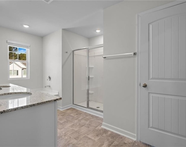 368 Belmont Drive - Photo Thumbnail 16
