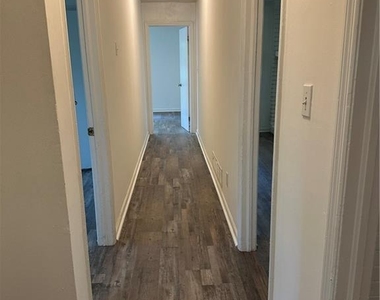 771 Prince Terrace - Photo Thumbnail 7