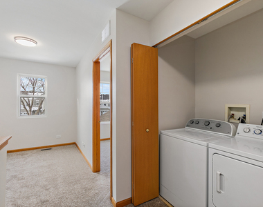 2276 Flagstone Lane - Photo Thumbnail 8