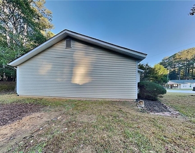 3920 Carlton Cove Court - Photo Thumbnail 16