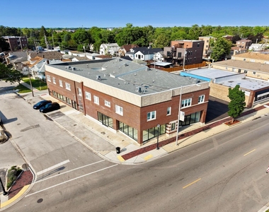 8324 Grand Avenue - Photo Thumbnail 10