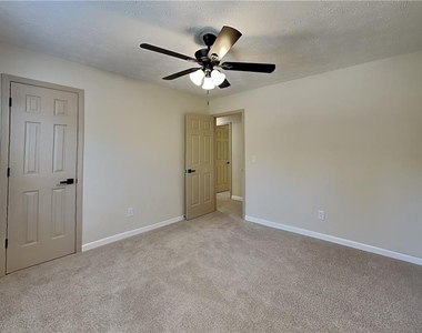 2351 Boone Place - Photo Thumbnail 10