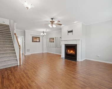 4428 Grove Field Park - Photo Thumbnail 5