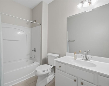 4428 Grove Field Park - Photo Thumbnail 32