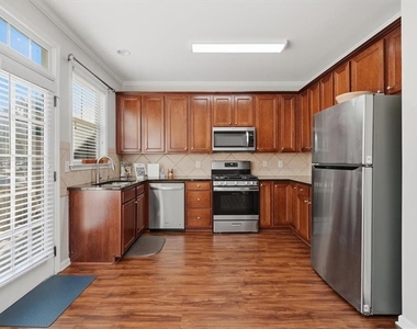 4428 Grove Field Park - Photo Thumbnail 16