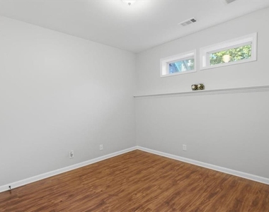 4428 Grove Field Park - Photo Thumbnail 33