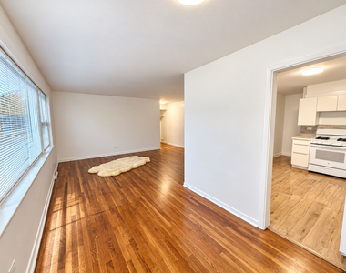 7216 W Crain Street - Photo Thumbnail 3
