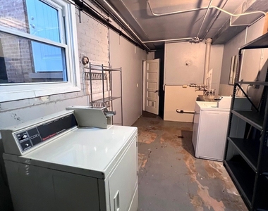 7216 W Crain Street - Photo Thumbnail 19