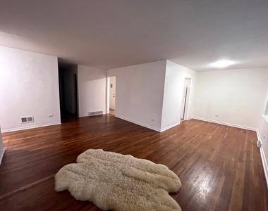 7216 W Crain Street - Photo Thumbnail 5