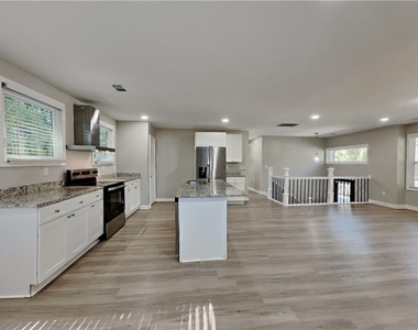 2460 Wagon Trace - Photo Thumbnail 4