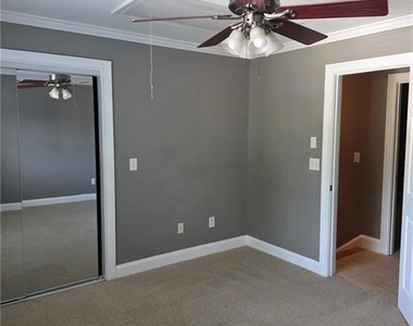 127 Rondak Circle - Photo Thumbnail 12