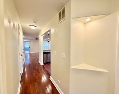 752 Ripple Brook Court - Photo Thumbnail 2