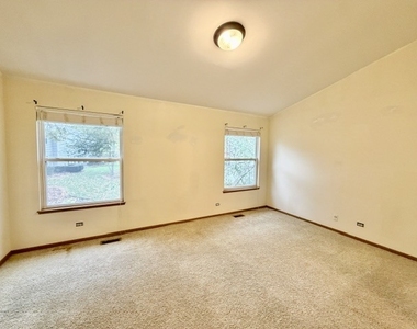 752 Ripple Brook Court - Photo Thumbnail 14