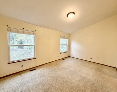 752 Ripple Brook Court - Photo Thumbnail 15