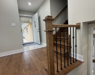 966 S Iowa Avenue - Photo Thumbnail 7