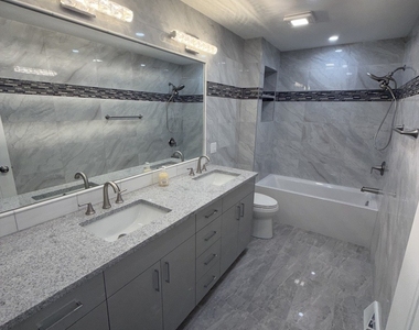 966 S Iowa Avenue - Photo Thumbnail 12