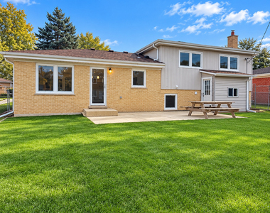 966 S Iowa Avenue - Photo Thumbnail 18