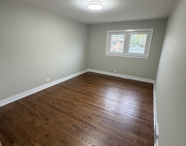 966 S Iowa Avenue - Photo Thumbnail 9