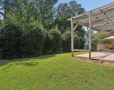 330 Whitley Park Drive - Photo Thumbnail 29