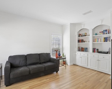 330 Whitley Park Drive - Photo Thumbnail 11