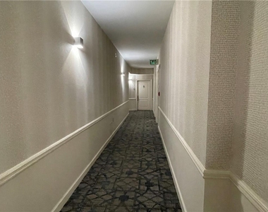 3475 Oak Valley Road Ne - Photo Thumbnail 3