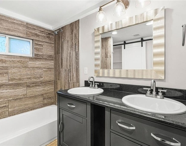 865 Hall Street Nw - Photo Thumbnail 7