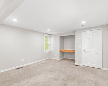 865 Hall Street Nw - Photo Thumbnail 15