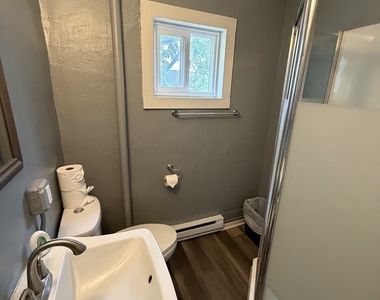428 W High Street - Photo Thumbnail 7