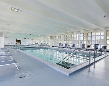 535 N Michigan Avenue - Photo Thumbnail 17