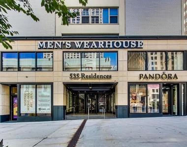 535 N Michigan Avenue - Photo Thumbnail 2