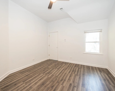 5234 S Homan Avenue - Photo Thumbnail 7