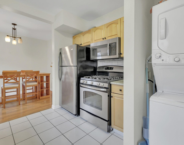 4935 N Wolcott Avenue - Photo Thumbnail 12