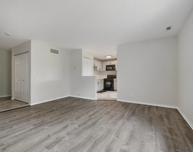 40 Victoria Lane - Photo Thumbnail 3