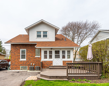 247 W Palatine Road - Photo Thumbnail 19