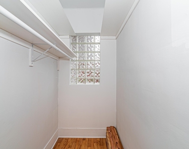 247 W Palatine Road - Photo Thumbnail 9