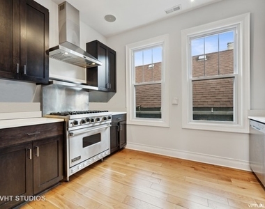 2020 W 23rd Street - Photo Thumbnail 3