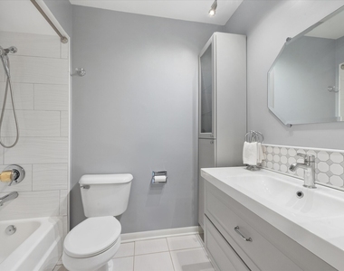 2720 Mitchell Drive - Photo Thumbnail 11