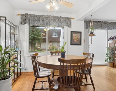 2720 Mitchell Drive - Photo Thumbnail 8