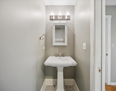 612 Vernon Avenue - Photo Thumbnail 11
