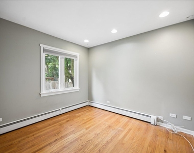 612 Vernon Avenue - Photo Thumbnail 9