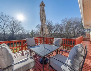 828 Exmoor Road - Photo Thumbnail 4