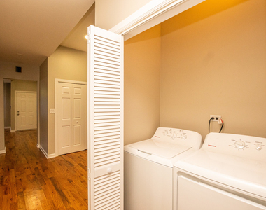 4528 S Prairie Avenue - Photo Thumbnail 16